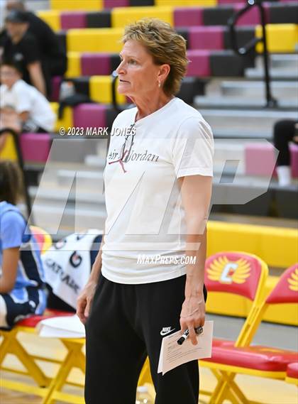 Thumbnail 1 in Desert Vista vs. Centennial (Hoophall West Invitational) photogallery.