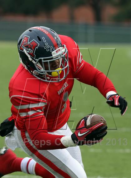 Thumbnail 3 in Boyd vs. Longview (UIL 5A D2 Area Playoff) photogallery.