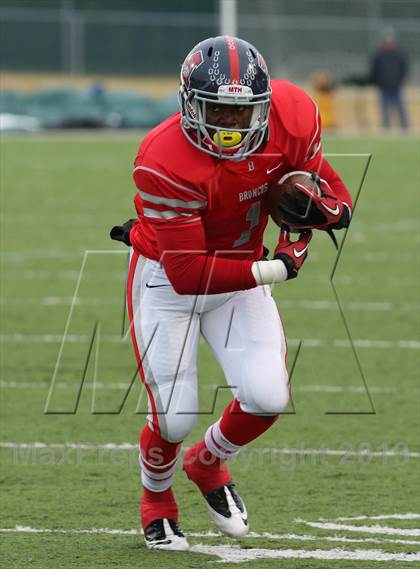 Thumbnail 1 in Boyd vs. Longview (UIL 5A D2 Area Playoff) photogallery.