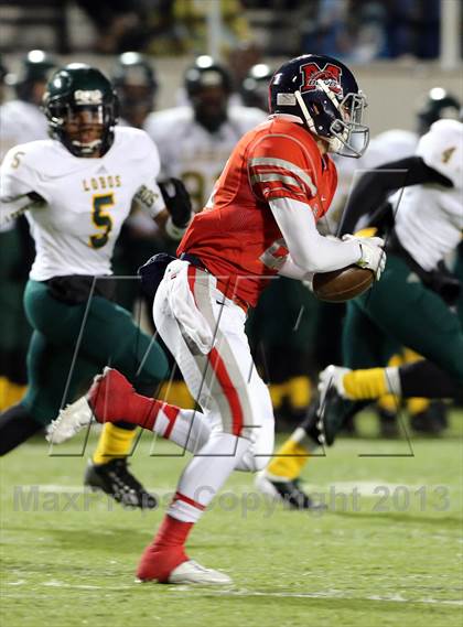 Thumbnail 1 in Boyd vs. Longview (UIL 5A D2 Area Playoff) photogallery.