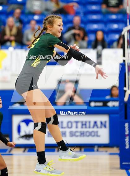 Thumbnail 2 in Hubbard vs Blum UIL 1A Region II Semi-Final photogallery.