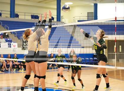 Thumbnail 3 in Hubbard vs Blum UIL 1A Region II Semi-Final photogallery.