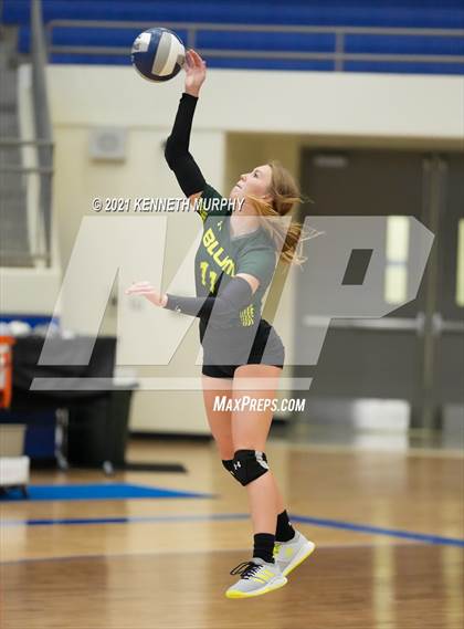 Thumbnail 3 in Hubbard vs Blum UIL 1A Region II Semi-Final photogallery.