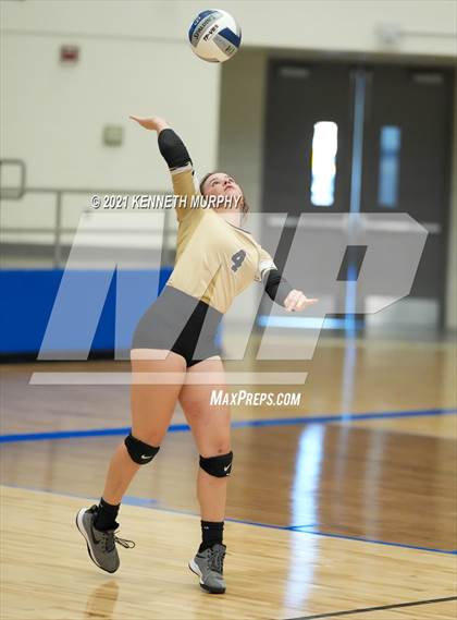 Thumbnail 2 in Hubbard vs Blum UIL 1A Region II Semi-Final photogallery.