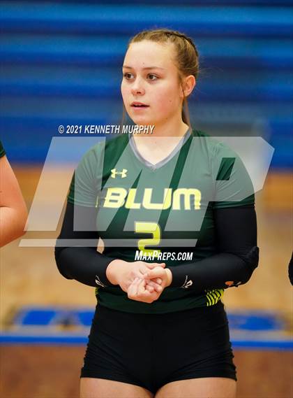 Thumbnail 2 in Hubbard vs Blum UIL 1A Region II Semi-Final photogallery.