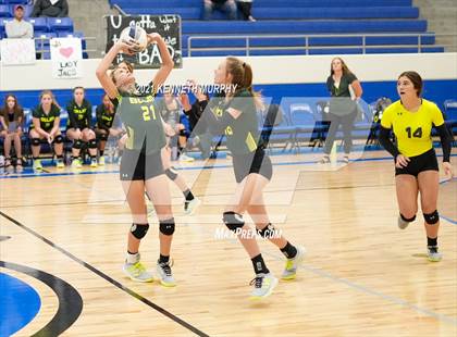Thumbnail 2 in Hubbard vs Blum UIL 1A Region II Semi-Final photogallery.