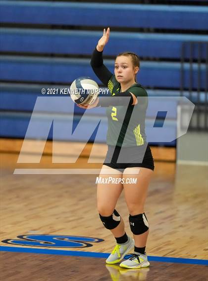 Thumbnail 1 in Hubbard vs Blum UIL 1A Region II Semi-Final photogallery.