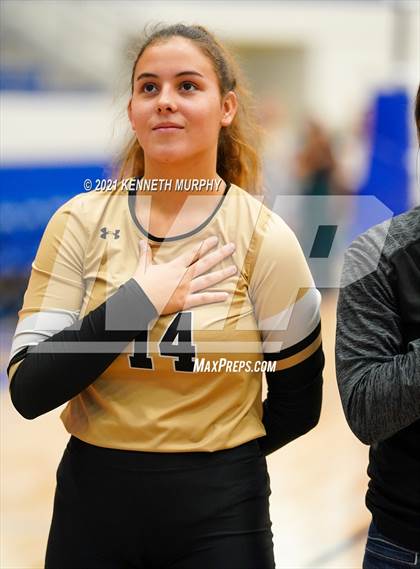Thumbnail 3 in Hubbard vs Blum UIL 1A Region II Semi-Final photogallery.