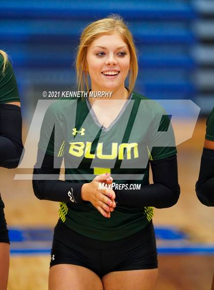 Thumbnail 3 in Hubbard vs Blum UIL 1A Region II Semi-Final photogallery.
