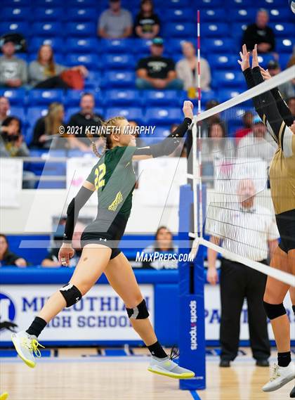 Thumbnail 2 in Hubbard vs Blum UIL 1A Region II Semi-Final photogallery.