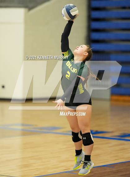 Thumbnail 1 in Hubbard vs Blum UIL 1A Region II Semi-Final photogallery.
