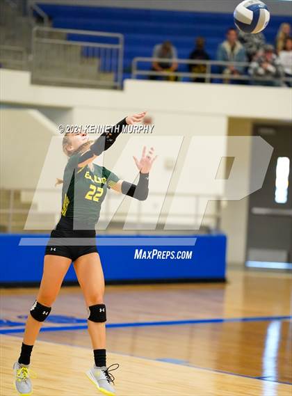 Thumbnail 1 in Hubbard vs Blum UIL 1A Region II Semi-Final photogallery.