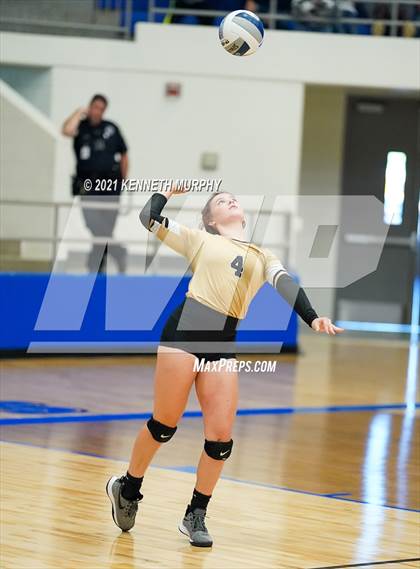 Thumbnail 1 in Hubbard vs Blum UIL 1A Region II Semi-Final photogallery.