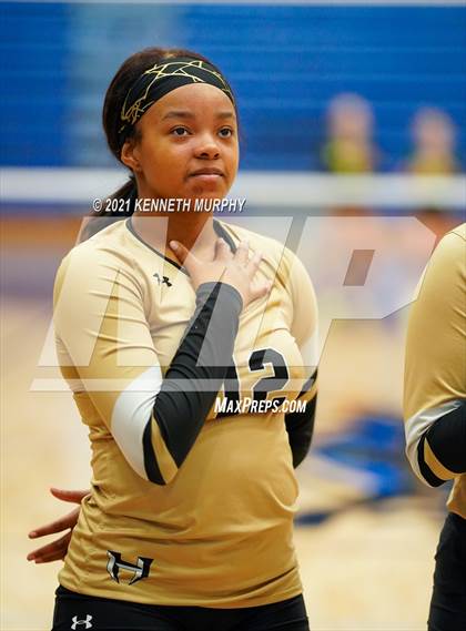 Thumbnail 2 in Hubbard vs Blum UIL 1A Region II Semi-Final photogallery.