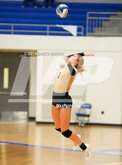 Thumbnail 1 in Hubbard vs Blum UIL 1A Region II Semi-Final photogallery.