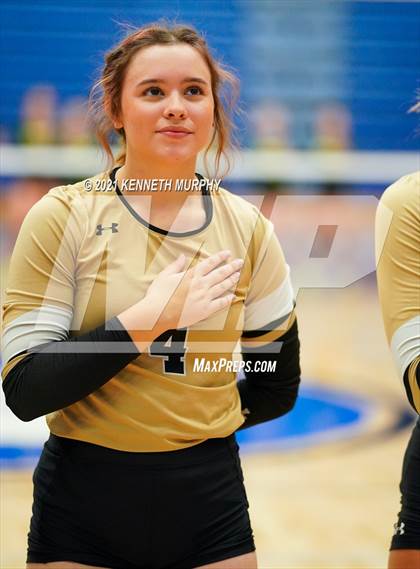 Thumbnail 1 in Hubbard vs Blum UIL 1A Region II Semi-Final photogallery.
