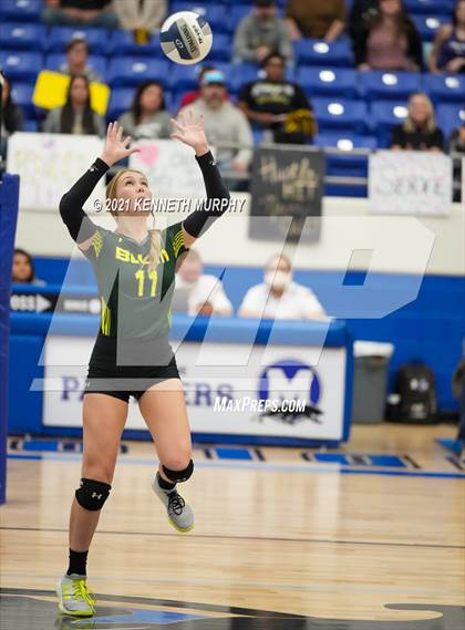 Thumbnail 3 in Hubbard vs Blum UIL 1A Region II Semi-Final photogallery.
