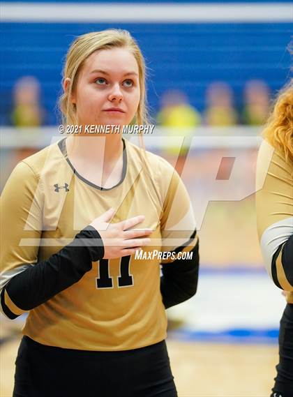Thumbnail 2 in Hubbard vs Blum UIL 1A Region II Semi-Final photogallery.