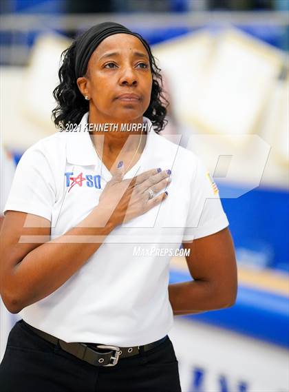 Thumbnail 1 in Hubbard vs Blum UIL 1A Region II Semi-Final photogallery.