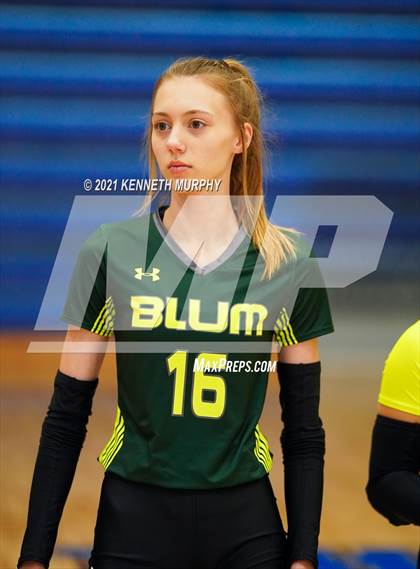 Thumbnail 1 in Hubbard vs Blum UIL 1A Region II Semi-Final photogallery.
