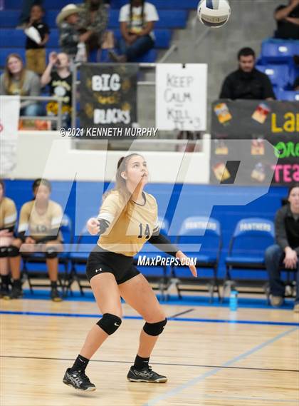 Thumbnail 1 in Hubbard vs Blum UIL 1A Region II Semi-Final photogallery.