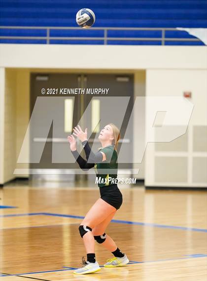 Thumbnail 1 in Hubbard vs Blum UIL 1A Region II Semi-Final photogallery.