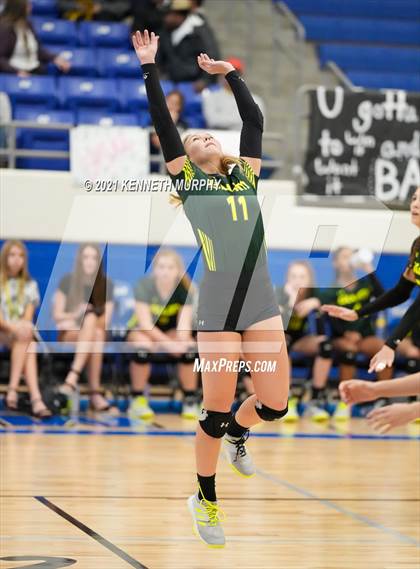 Thumbnail 2 in Hubbard vs Blum UIL 1A Region II Semi-Final photogallery.