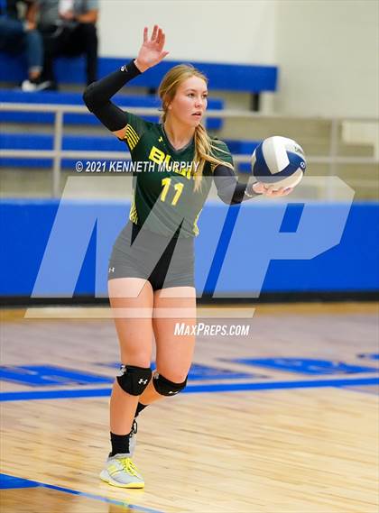 Thumbnail 1 in Hubbard vs Blum UIL 1A Region II Semi-Final photogallery.