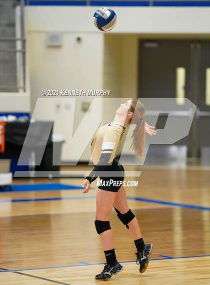 Thumbnail 2 in Hubbard vs Blum UIL 1A Region II Semi-Final photogallery.