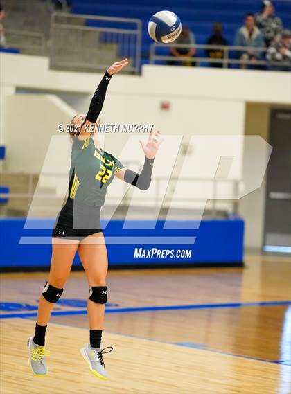 Thumbnail 3 in Hubbard vs Blum UIL 1A Region II Semi-Final photogallery.