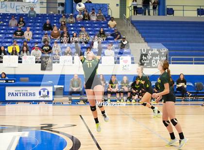 Thumbnail 1 in Hubbard vs Blum UIL 1A Region II Semi-Final photogallery.