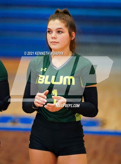 Thumbnail 1 in Hubbard vs Blum UIL 1A Region II Semi-Final photogallery.
