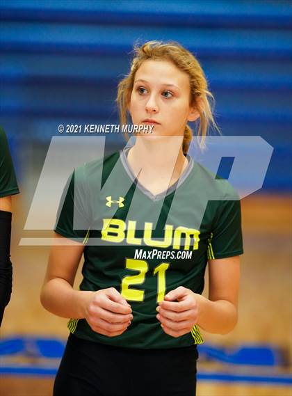 Thumbnail 3 in Hubbard vs Blum UIL 1A Region II Semi-Final photogallery.