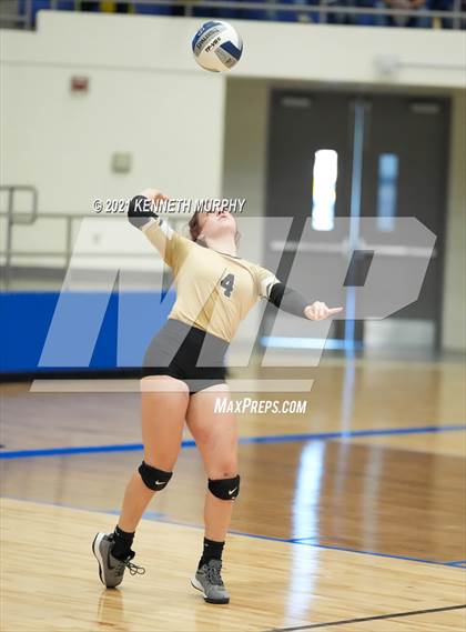 Thumbnail 1 in Hubbard vs Blum UIL 1A Region II Semi-Final photogallery.