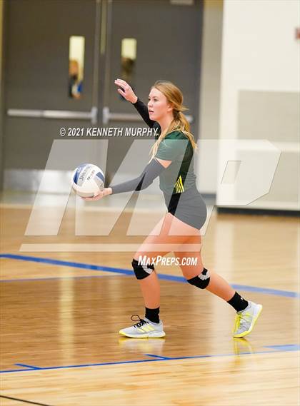 Thumbnail 3 in Hubbard vs Blum UIL 1A Region II Semi-Final photogallery.