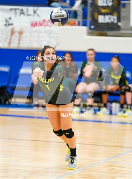 Thumbnail 2 in Hubbard vs Blum UIL 1A Region II Semi-Final photogallery.