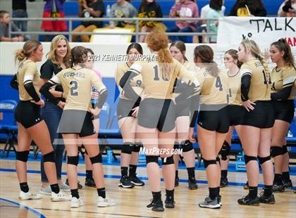 Thumbnail 3 in Hubbard vs Blum UIL 1A Region II Semi-Final photogallery.