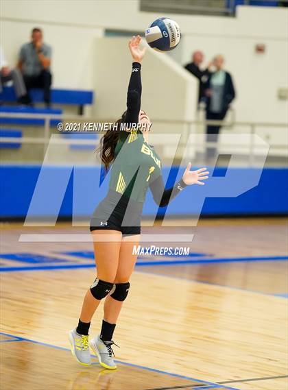 Thumbnail 2 in Hubbard vs Blum UIL 1A Region II Semi-Final photogallery.