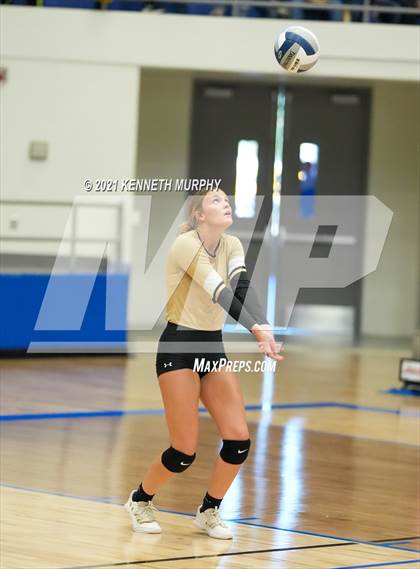 Thumbnail 3 in Hubbard vs Blum UIL 1A Region II Semi-Final photogallery.