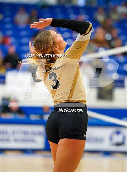 Thumbnail 2 in Hubbard vs Blum UIL 1A Region II Semi-Final photogallery.