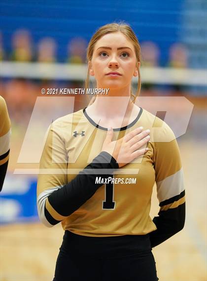 Thumbnail 1 in Hubbard vs Blum UIL 1A Region II Semi-Final photogallery.
