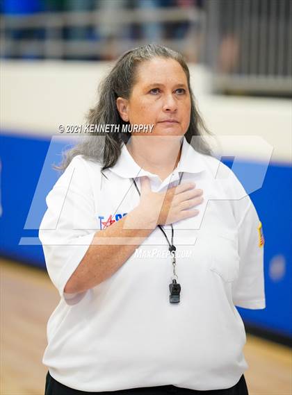 Thumbnail 2 in Hubbard vs Blum UIL 1A Region II Semi-Final photogallery.