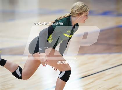 Thumbnail 1 in Hubbard vs Blum UIL 1A Region II Semi-Final photogallery.