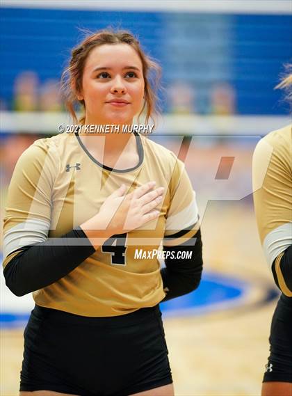 Thumbnail 2 in Hubbard vs Blum UIL 1A Region II Semi-Final photogallery.