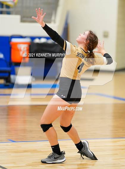 Thumbnail 1 in Hubbard vs Blum UIL 1A Region II Semi-Final photogallery.