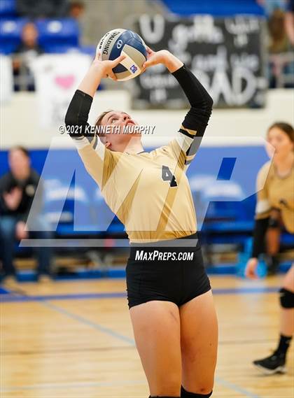 Thumbnail 3 in Hubbard vs Blum UIL 1A Region II Semi-Final photogallery.