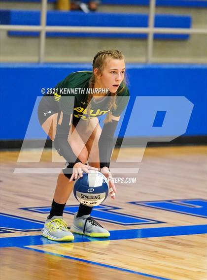 Thumbnail 1 in Hubbard vs Blum UIL 1A Region II Semi-Final photogallery.