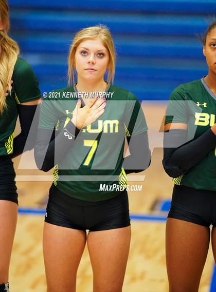 Thumbnail 1 in Hubbard vs Blum UIL 1A Region II Semi-Final photogallery.