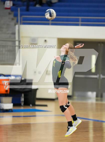 Thumbnail 1 in Hubbard vs Blum UIL 1A Region II Semi-Final photogallery.