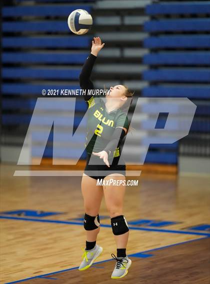 Thumbnail 2 in Hubbard vs Blum UIL 1A Region II Semi-Final photogallery.